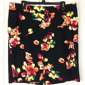 Merona Pencil Skirt Size 16 Black Floral Pockets